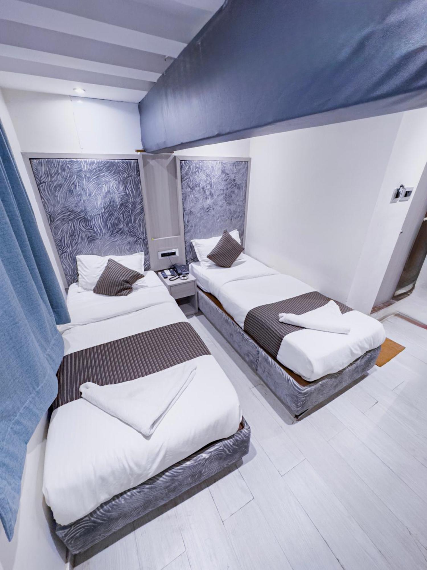 Hotel Winton ムンバイ エクステリア 写真
